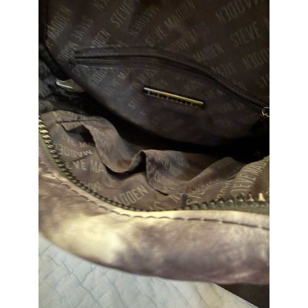 Steve Madden tie-dye crossbody bag black and white quilted design - Picture 3 of 4